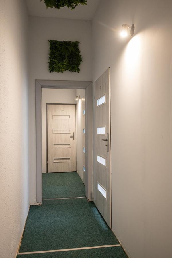 Kosciuszki Street Hostel Вроцлав Экстерьер фото